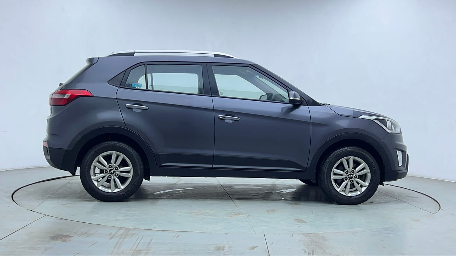 Used 2016 Hyundai Creta 1.6 SX Plus Petrol Petrol Manual exterior RIGHT SIDE VIEW