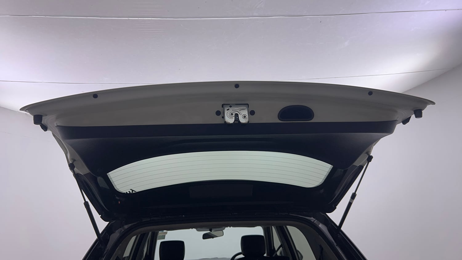 Used 2017 Hyundai Creta 1.6 SX Plus Petrol Special Edition Petrol Manual interior DICKY DOOR OPEN VIEW