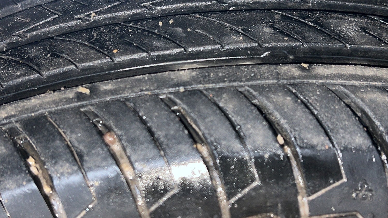 Used 2019 Hyundai Elite i20 Sportz Plus 1.2 Petrol Manual tyres RIGHT FRONT TYRE TREAD VIEW