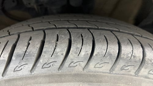 Used 2020 Kia Seltos GTX Plus AT 1.5 Diesel Diesel Automatic tyres RIGHT FRONT TYRE TREAD VIEW