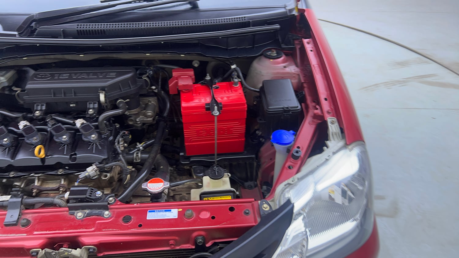 Used 2018 Toyota Etios Liva V Petrol Manual engine ENGINE LEFT SIDE VIEW
