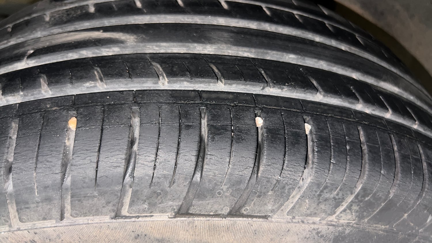 Used 2020 Renault Duster 110 PS RXS MT Diesel Diesel Manual tyres LEFT REAR TYRE TREAD VIEW