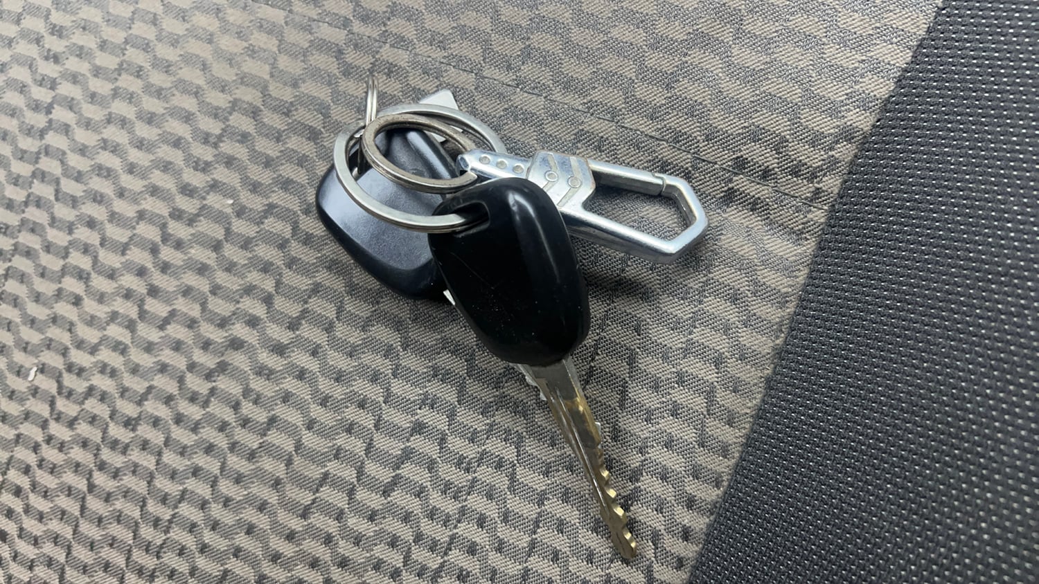 Used 2014 Maruti Suzuki Wagon R LXI CNG Cng Manual extra CAR KEY VIEW