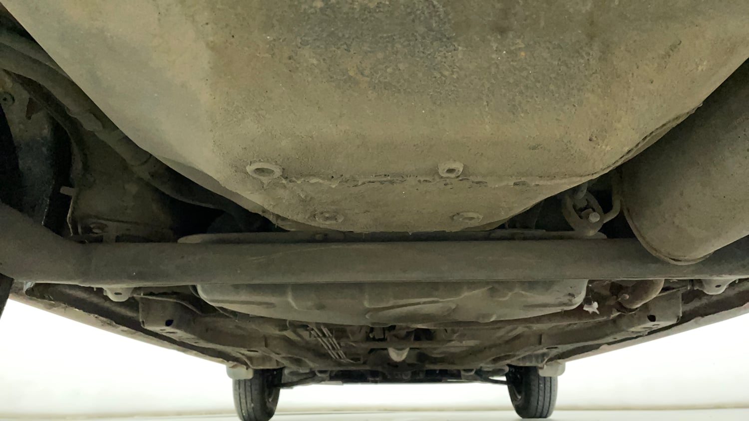 Used 2017 Tata Tiago Revotron XM Petrol Manual extra REAR UNDERBODY VIEW (TAKEN FROM REAR)