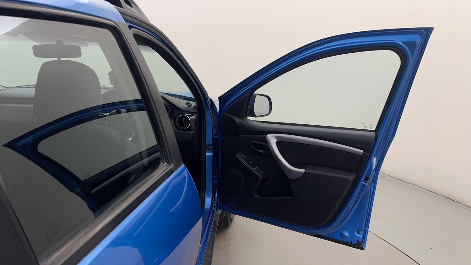 Used 2020 Renault Duster 110 PS RXS MT Diesel Diesel Manual interior RIGHT FRONT DOOR OPEN VIEW