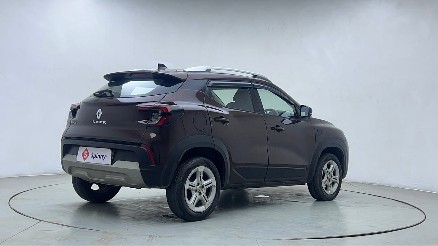 Used 2022 Renault Kiger RXT MT Petrol Manual exterior RIGHT REAR CORNER VIEW