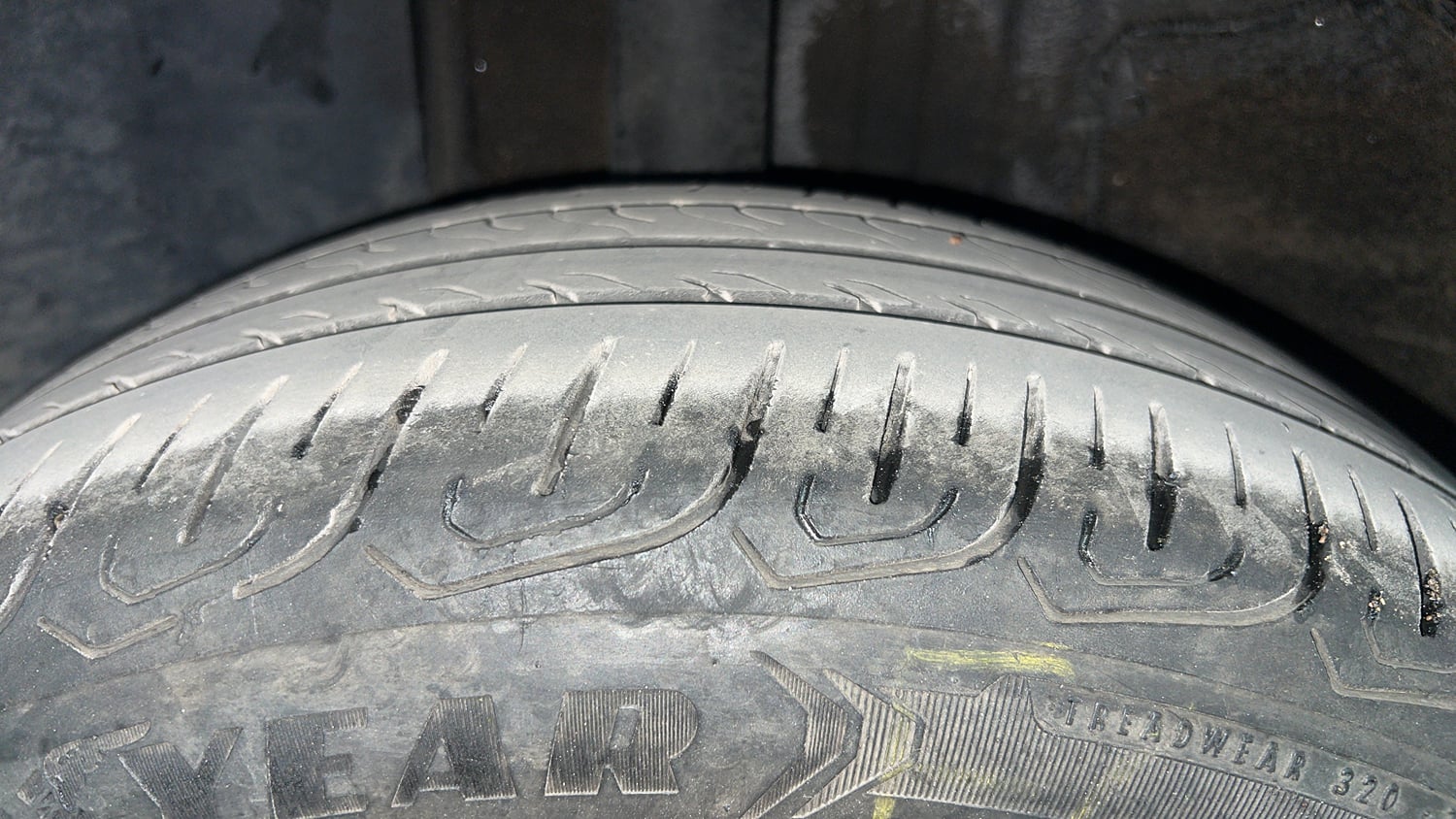 Used 2023 Tata Altroz XZ Diesel Diesel Manual tyres RIGHT REAR TYRE TREAD VIEW