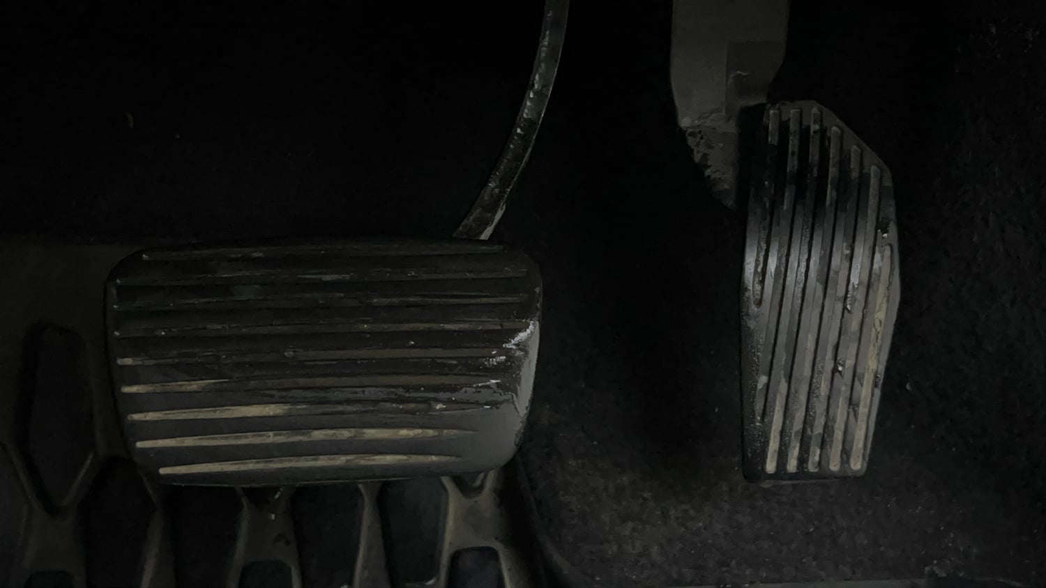 Used 2022 Jeep Compass Limited (O) 1.4 Petrol DCT Petrol Automatic interior PEDALS VIEW