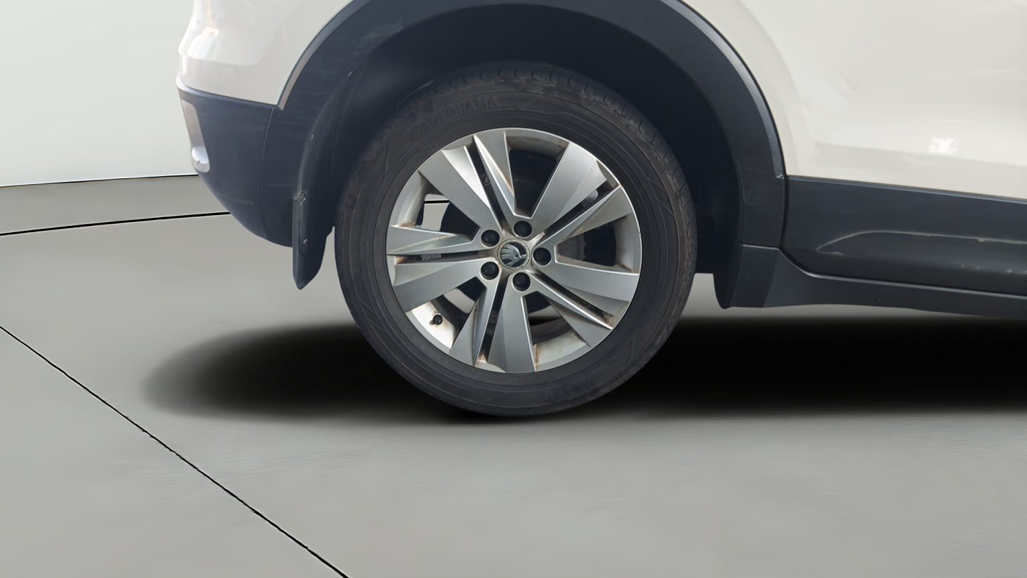 Used 2021 Skoda Kushaq Active 1.0 TSI MT Petrol Manual tyres RIGHT REAR TYRE RIM VIEW