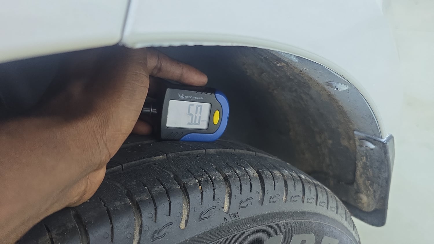 Used 2018 Hyundai Elite i20 Asta 1.2 Petrol Manual tyres LEFT REAR TYRE TREAD VIEW