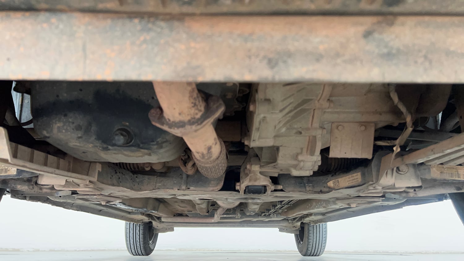 Used 2022 Tata Punch Adventure Rhythm Pack AMT Petrol Automatic extra FRONT LEFT UNDERBODY VIEW
