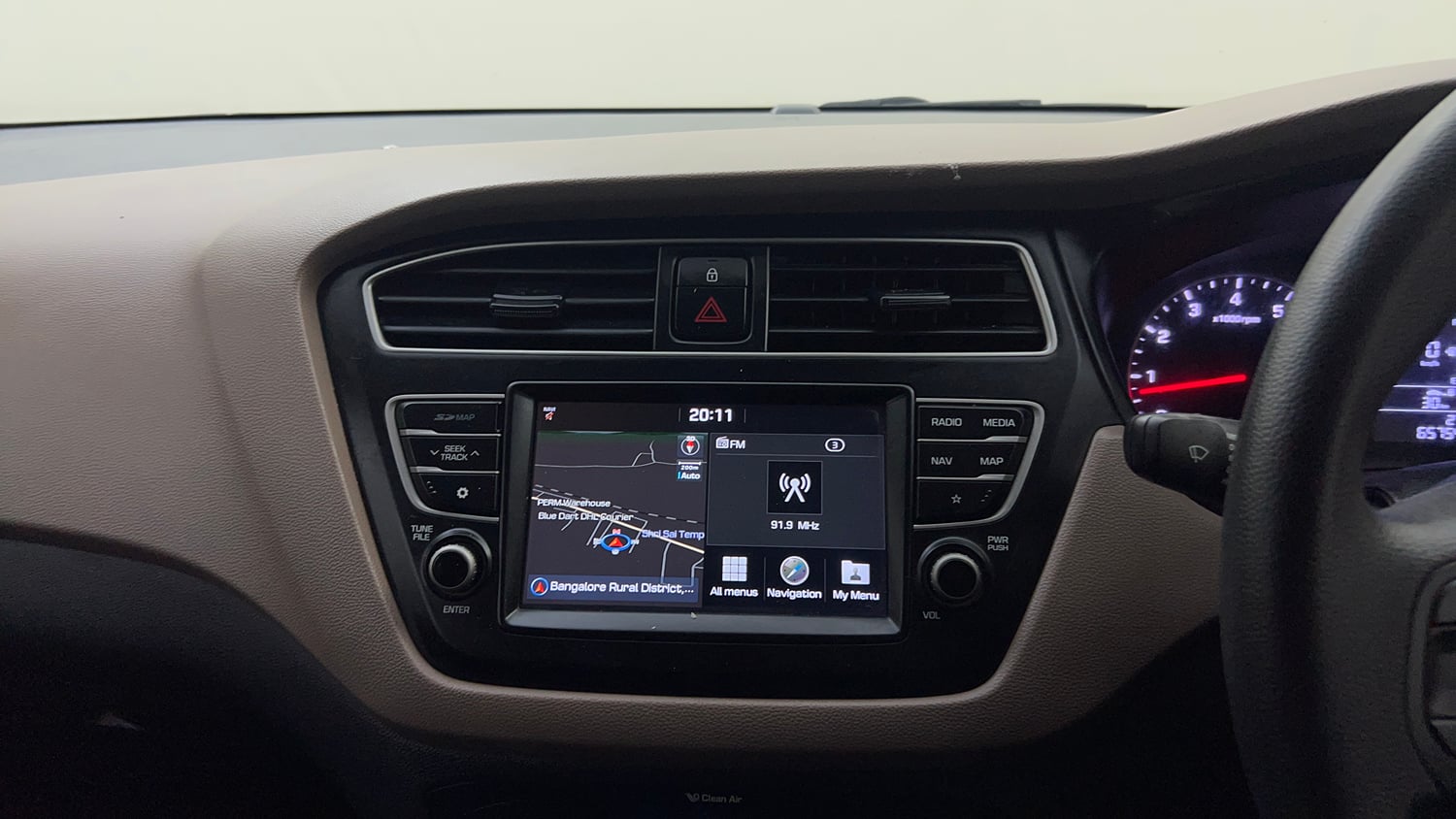 Used 2018 Hyundai Elite i20 Asta 1.2 Petrol Manual top_features Integrated (in-dash) music system