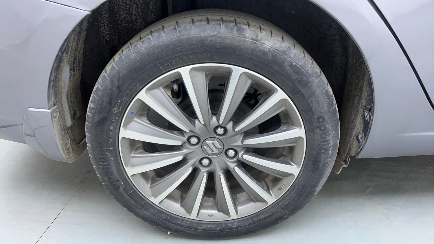 Used 2021 Maruti Suzuki Ciaz Alpha 1.5 Petrol Manual tyres RIGHT REAR TYRE RIM VIEW