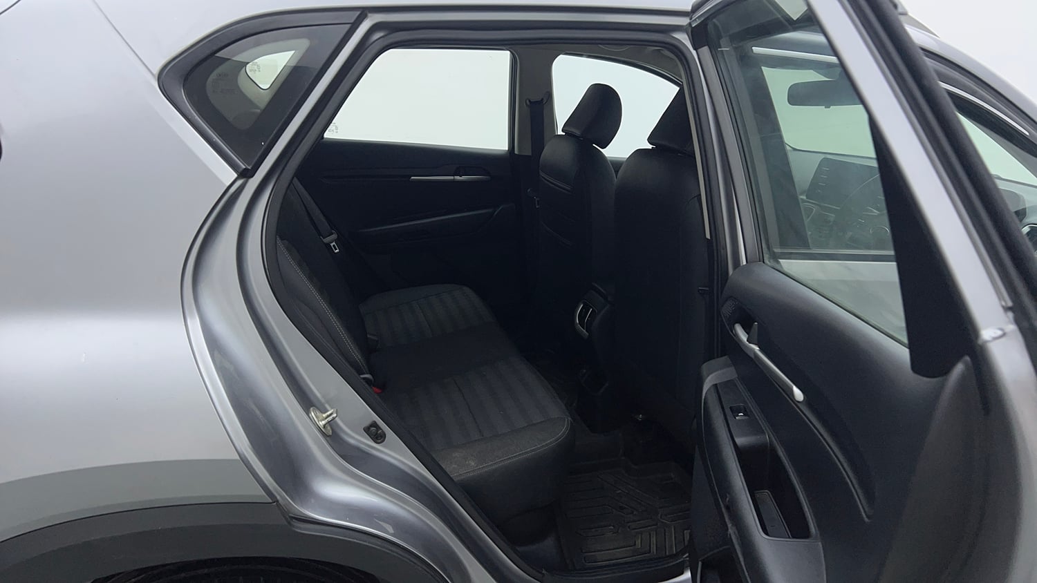 Used 2020 Kia Sonet HTX Plus 1.0 iMT Petrol Manual interior RIGHT SIDE REAR DOOR CABIN VIEW