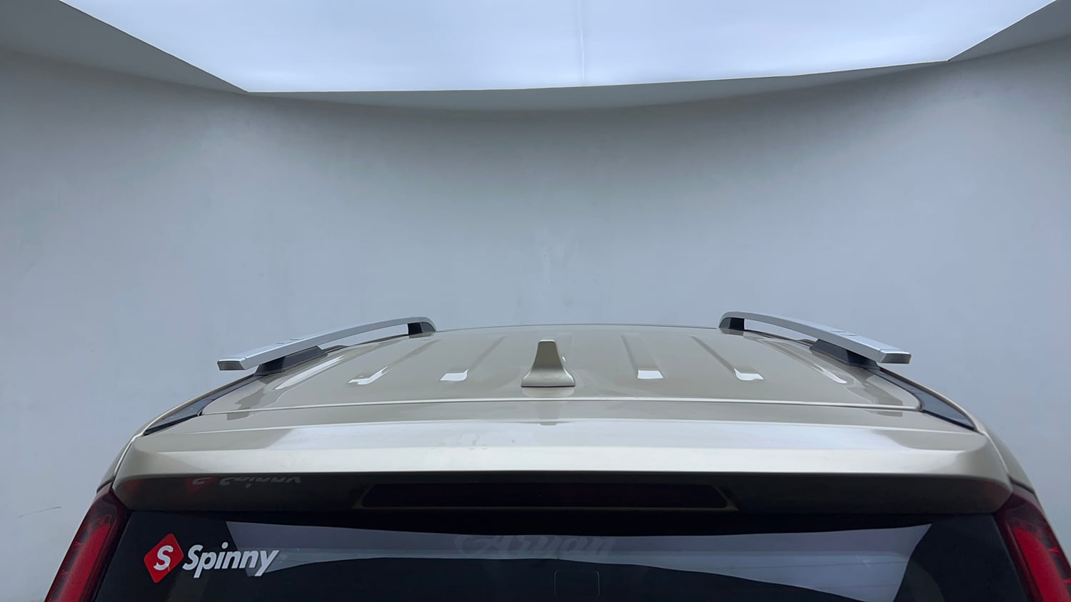 Used 2023 Mahindra Scorpio N Z8 L Petrol AT 6 STR Petrol Automatic exterior EXTERIOR ROOF VIEW