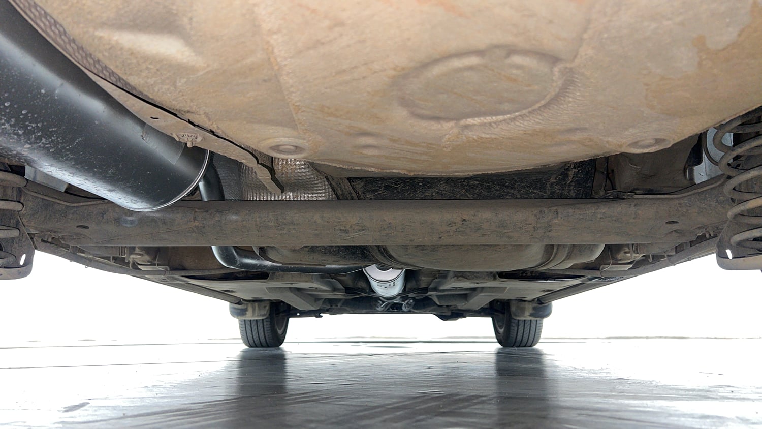 Used 2021 Volkswagen Vento Highline 1.0L TSI Petrol Manual extra REAR UNDERBODY VIEW (TAKEN FROM REAR)