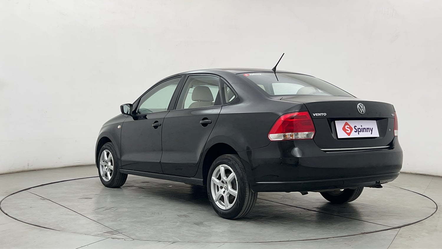 Used 2014 Volkswagen Vento Highline Diesel Diesel Manual exterior LEFT REAR CORNER VIEW