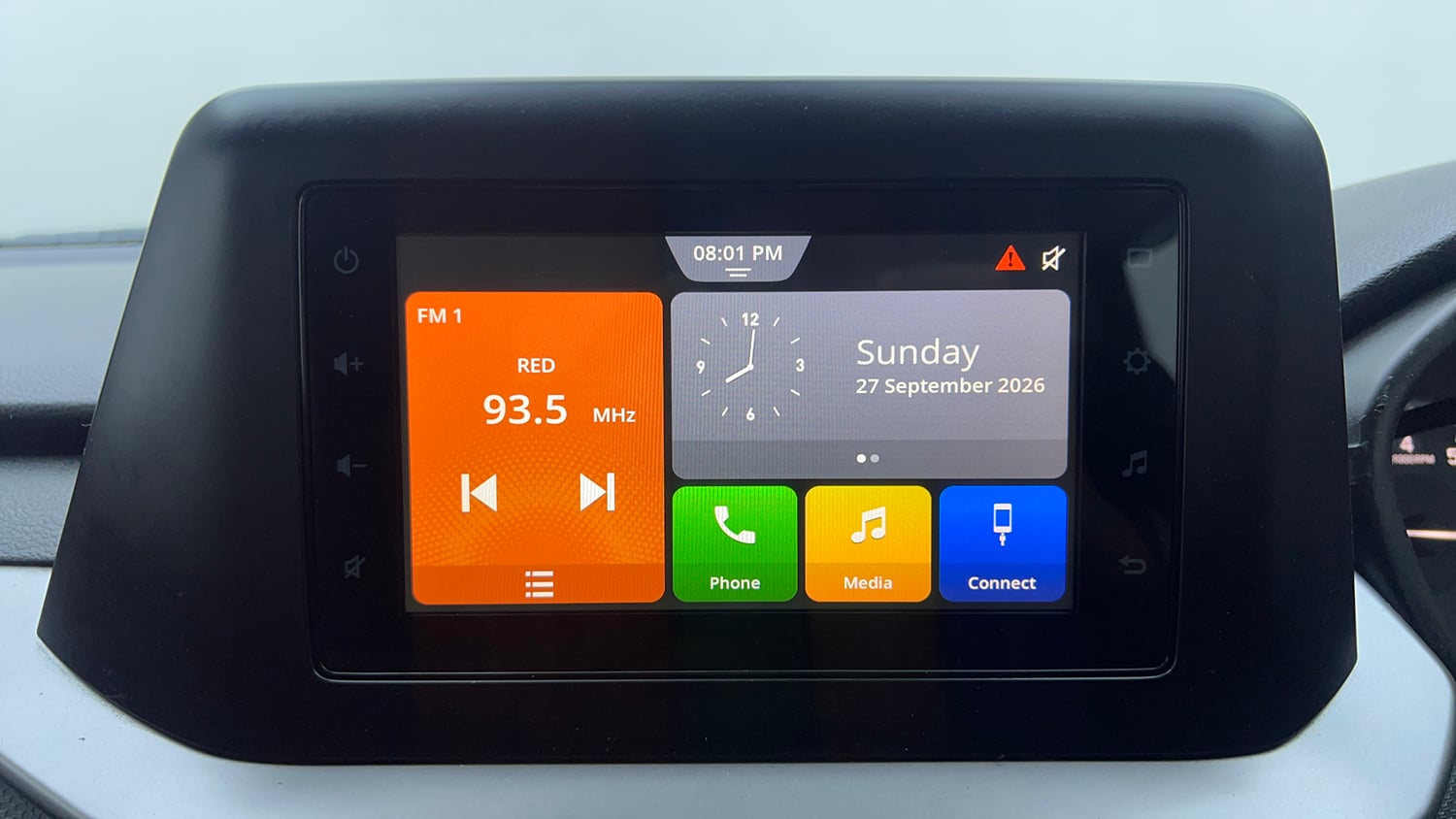 Used 2022 Maruti Suzuki Brezza Vxi AT Petrol Automatic top_features Touch screen infotainment system