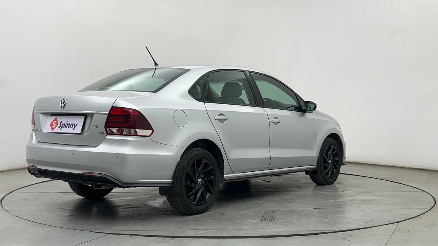 Used 2021 Volkswagen Vento Highline 1.0L TSI Petrol Manual exterior RIGHT REAR CORNER VIEW