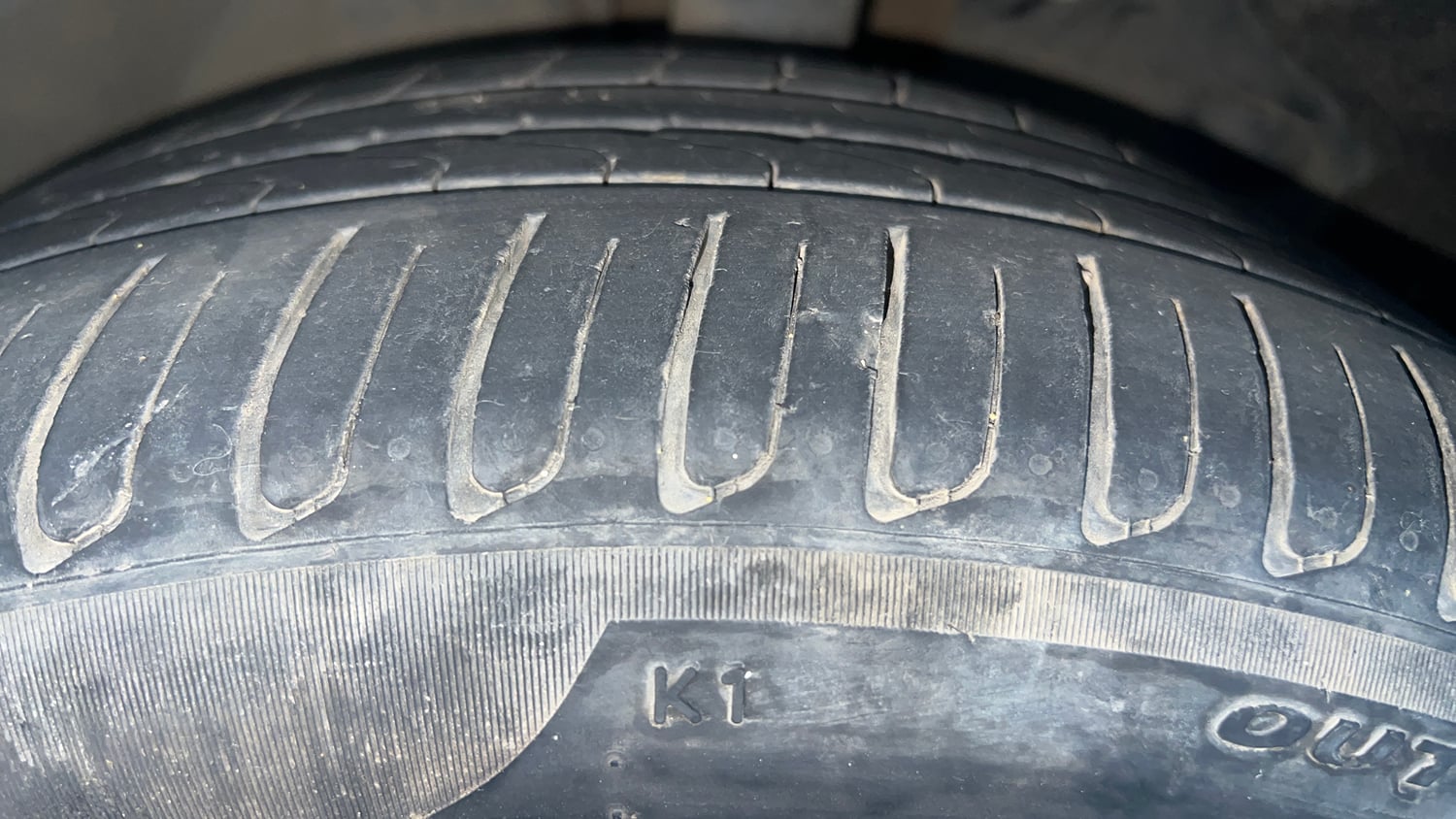 Used 2021 Mini Countryman Cooper S JCW Inspired Petrol Automatic tyres LEFT FRONT TYRE TREAD VIEW