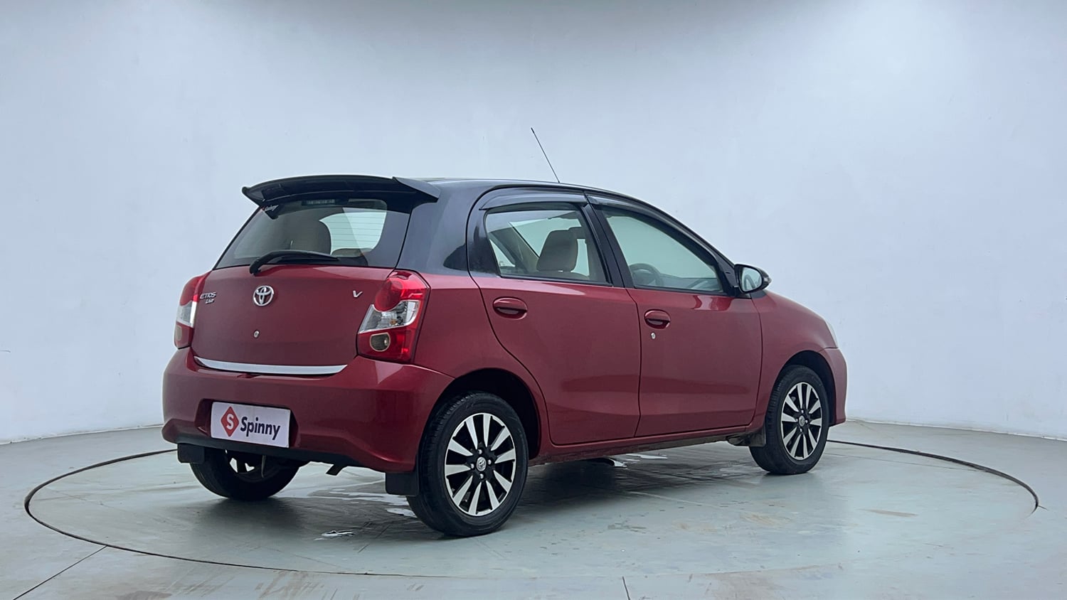 Used 2018 Toyota Etios Liva V Petrol Manual exterior RIGHT REAR CORNER VIEW