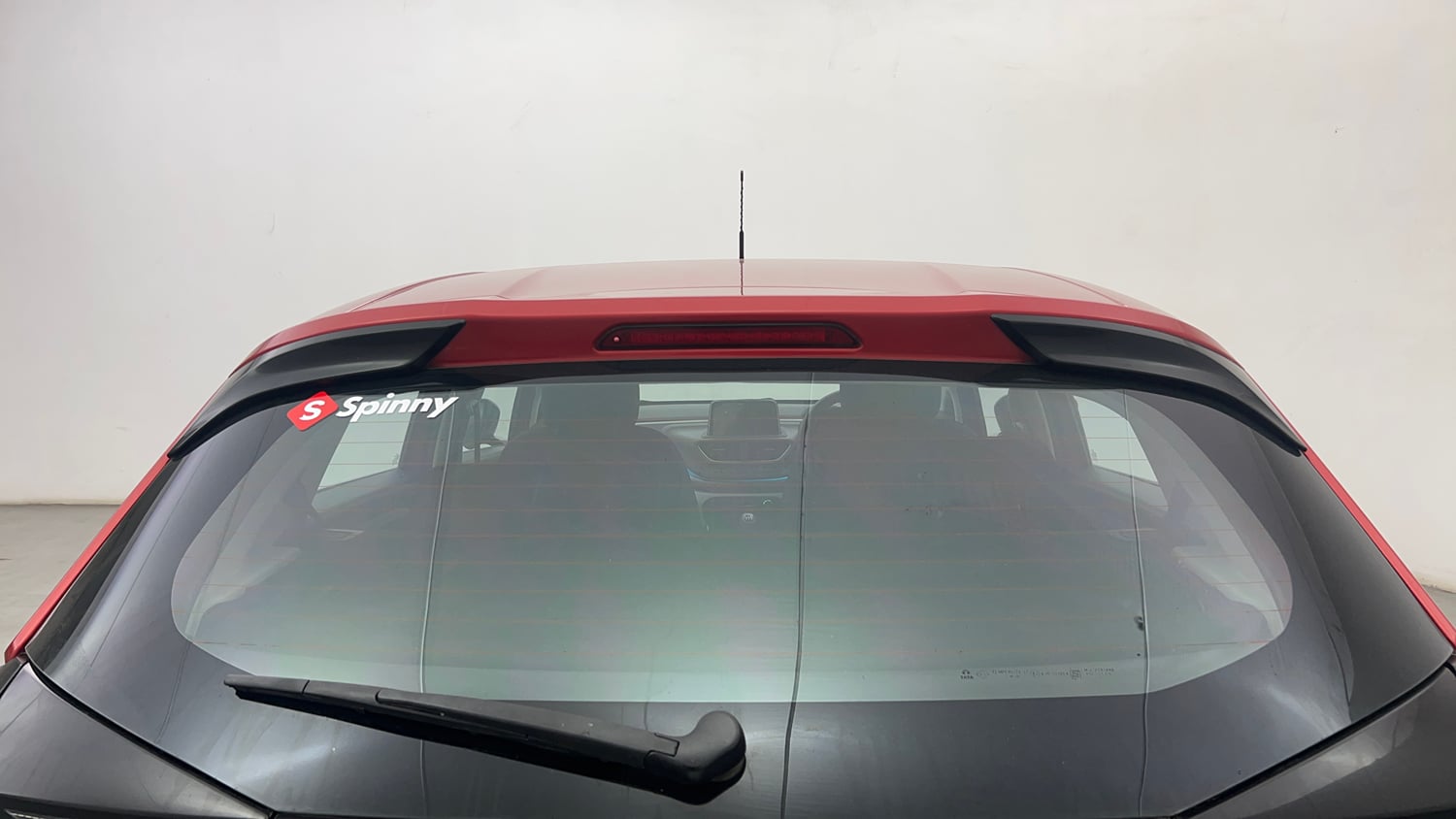 Used 2023 Tata Altroz XZ Diesel Diesel Manual exterior BACK WINDSHIELD VIEW