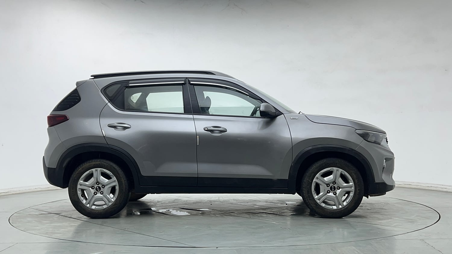 Used 2020 Kia Sonet HTX Plus 1.0 iMT Petrol Manual exterior RIGHT SIDE VIEW