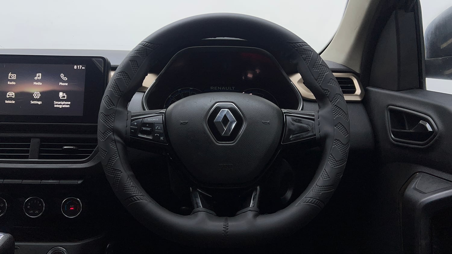 Used 2021 Renault Kiger RXT AMT Petrol Automatic interior STEERING VIEW