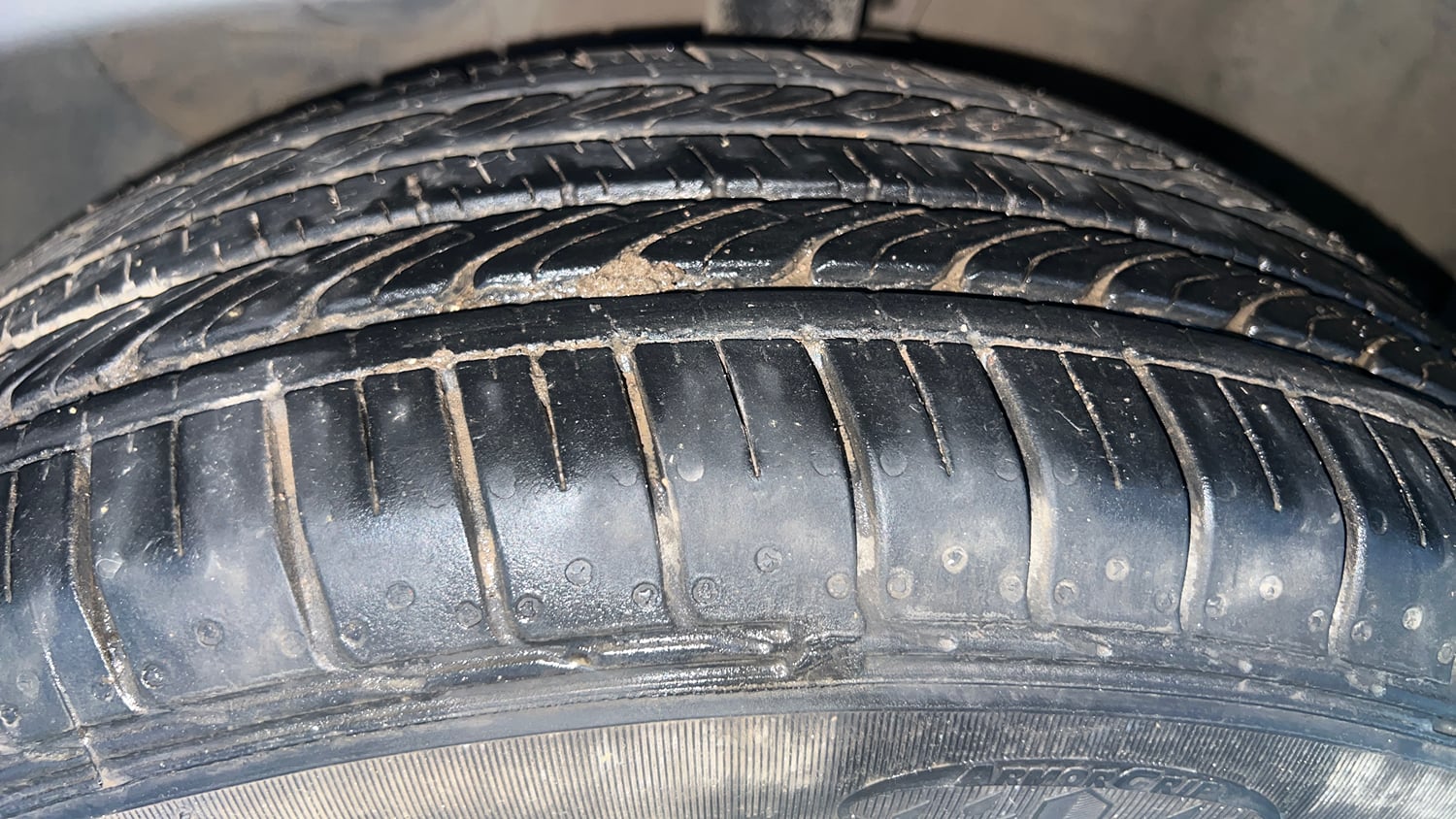 Used 2016 Hyundai Creta 1.6 SX Plus Petrol Petrol Manual tyres LEFT FRONT TYRE TREAD VIEW
