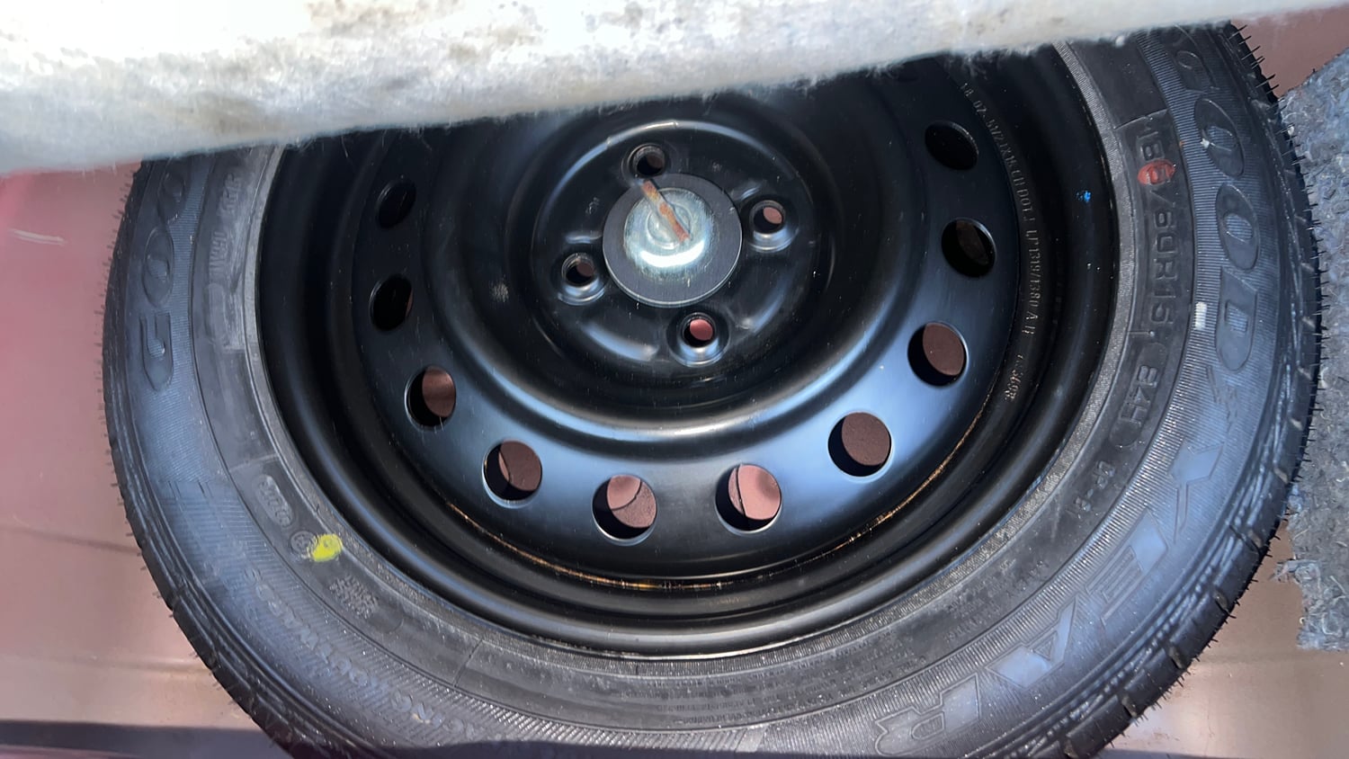 Used 2018 Toyota Etios Liva V Petrol Manual tyres SPARE TYRE VIEW