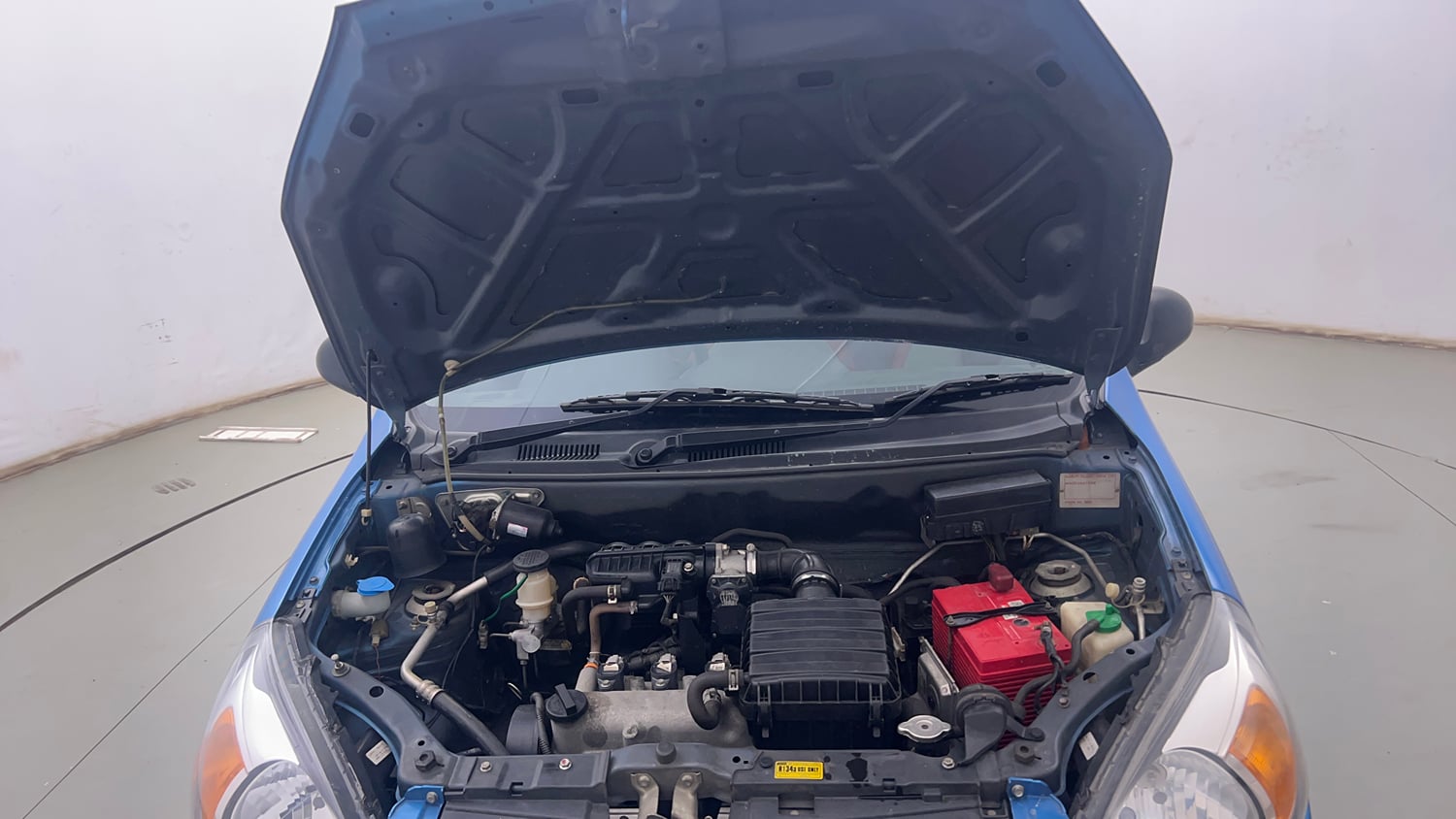 Used 2017 Maruti Suzuki Alto 800 LXi Petrol Manual engine ENGINE & BONNET OPEN FRONT VIEW