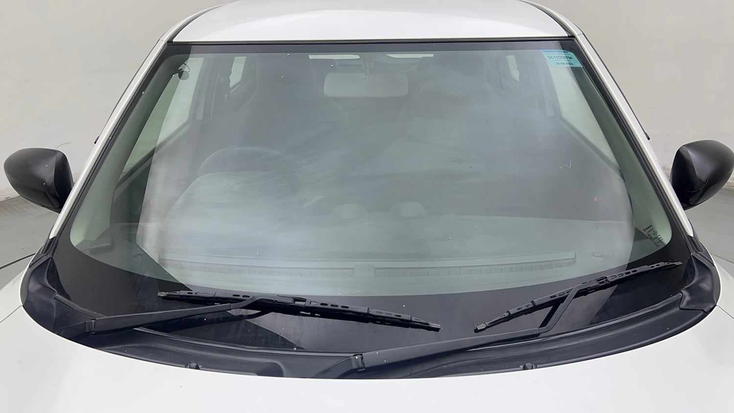 Used 2023 Maruti Suzuki Swift LXi Petrol Manual exterior FRONT WINDSHIELD VIEW