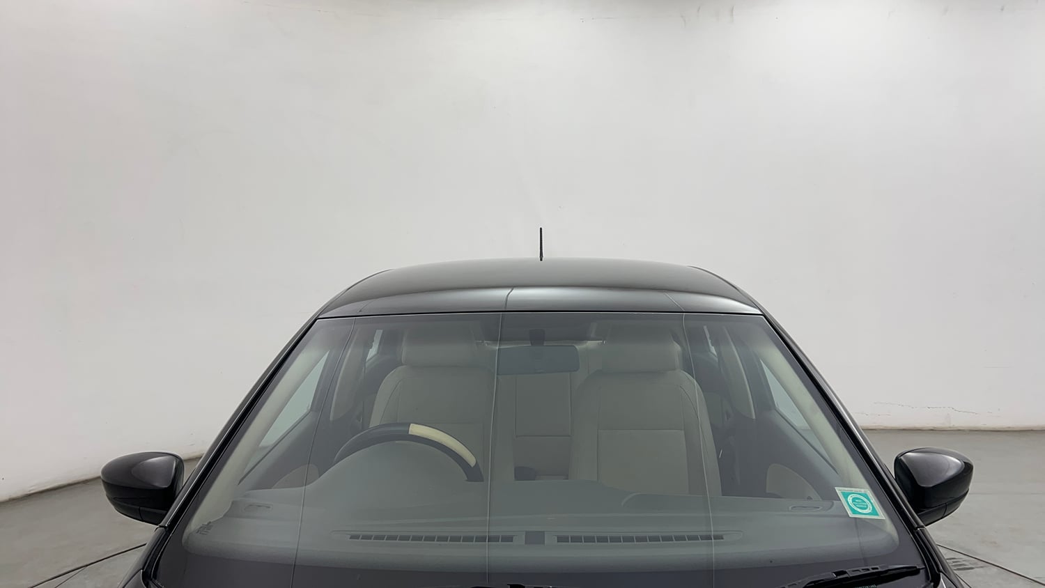 Used 2014 Volkswagen Vento Highline Diesel Diesel Manual exterior FRONT WINDSHIELD VIEW