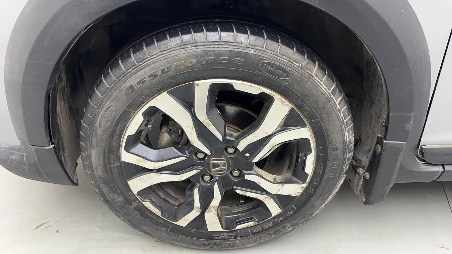 Used 2022 Honda WR-V VX MT Petrol Petrol Manual tyres LEFT FRONT TYRE RIM VIEW