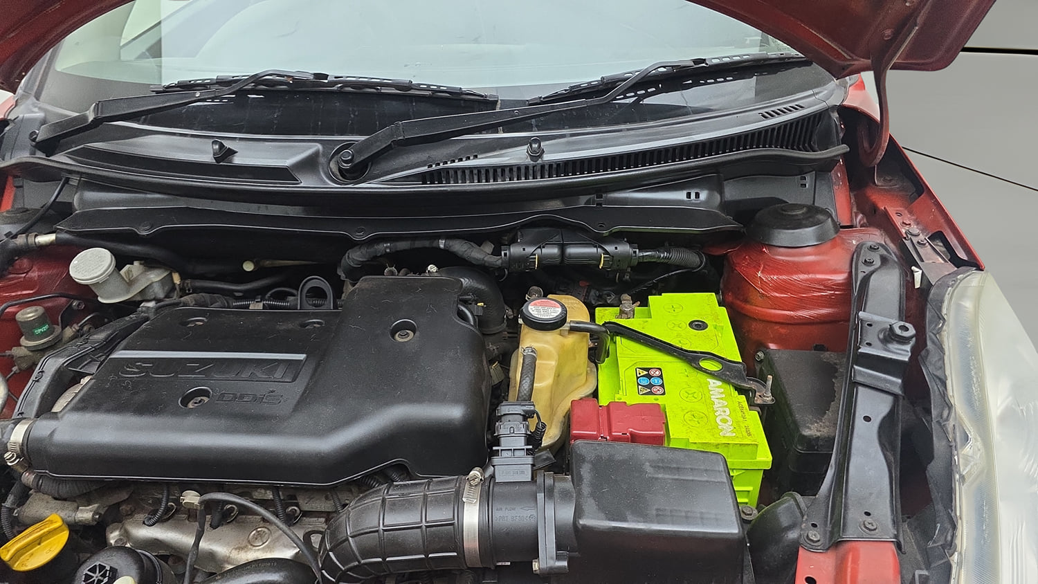 Used 2012 Maruti Suzuki Swift VDi Diesel Manual engine ENGINE LEFT SIDE VIEW