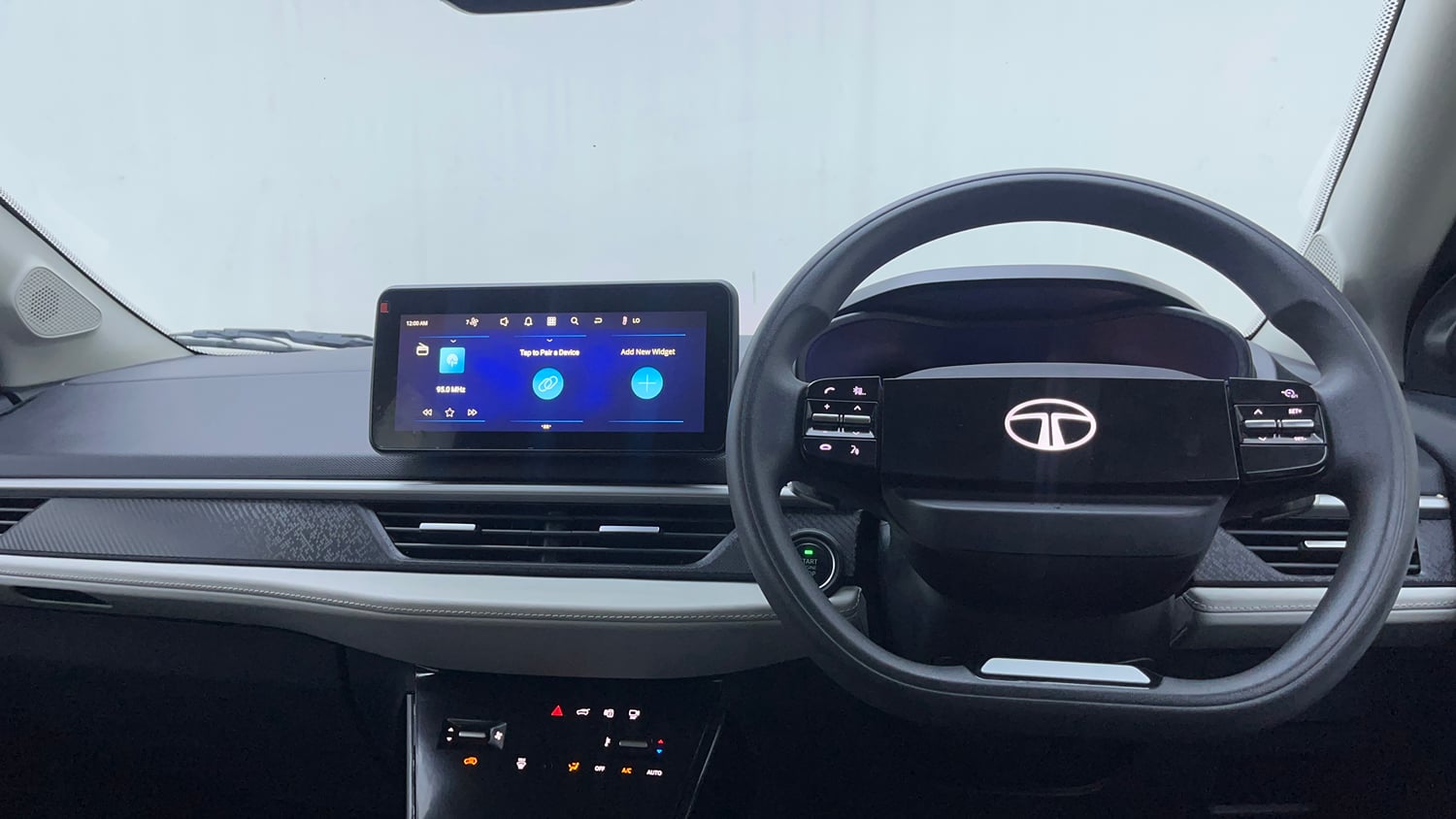 Used 2025 Tata Nexon Creative Plus 1.2 Revotron Petrol 7DCA DT Petrol Automatic interior DASHBOARD VIEW