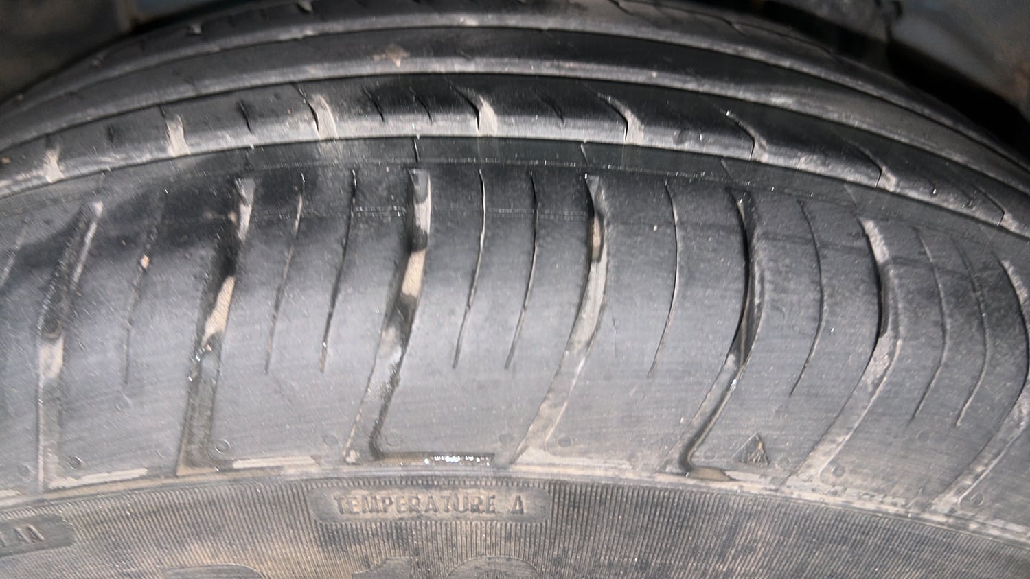 Used 2020 Renault Duster 110 PS RXS MT Diesel Diesel Manual tyres RIGHT REAR TYRE TREAD VIEW