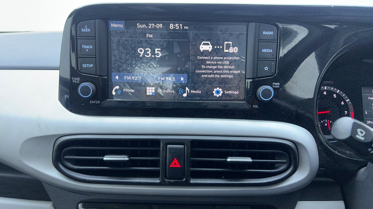 Used 2024 Hyundai Grand i10 Nios Sportz 1.2 Kappa VTVT Petrol Manual top_features Integrated (in-dash) music system