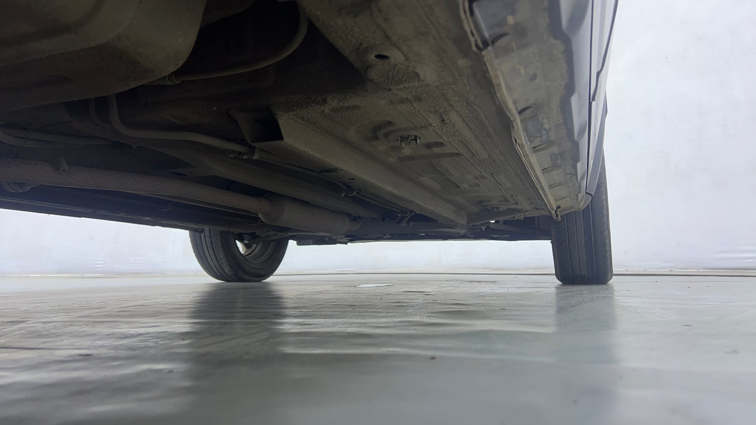 Used 2022 Renault Kiger RXT MT Petrol Manual extra REAR RIGHT UNDERBODY VIEW