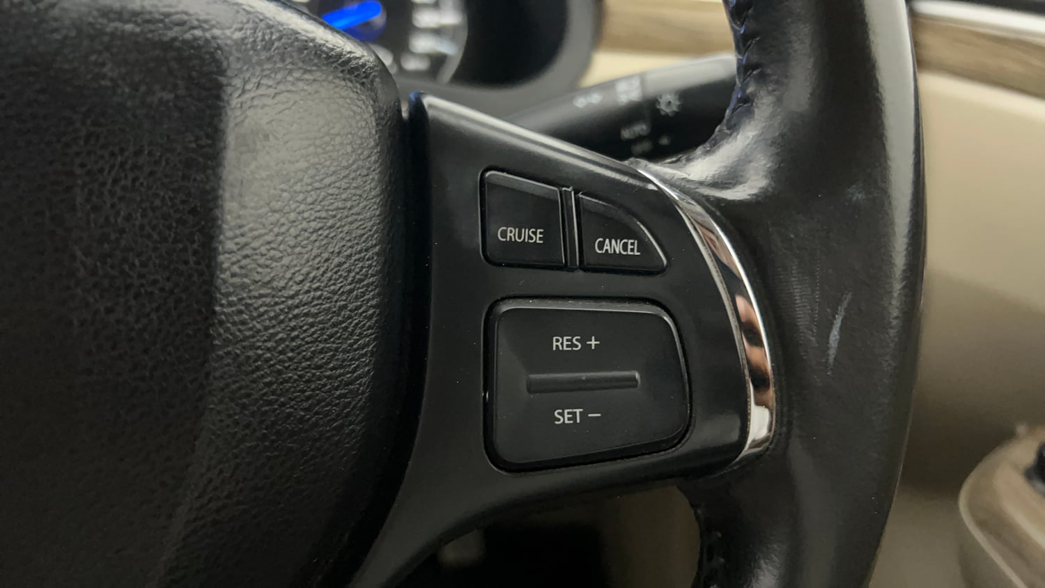 Used 2020 Maruti Suzuki Ciaz Alpha 1.5 AT Petrol Automatic top_features Cruise control
