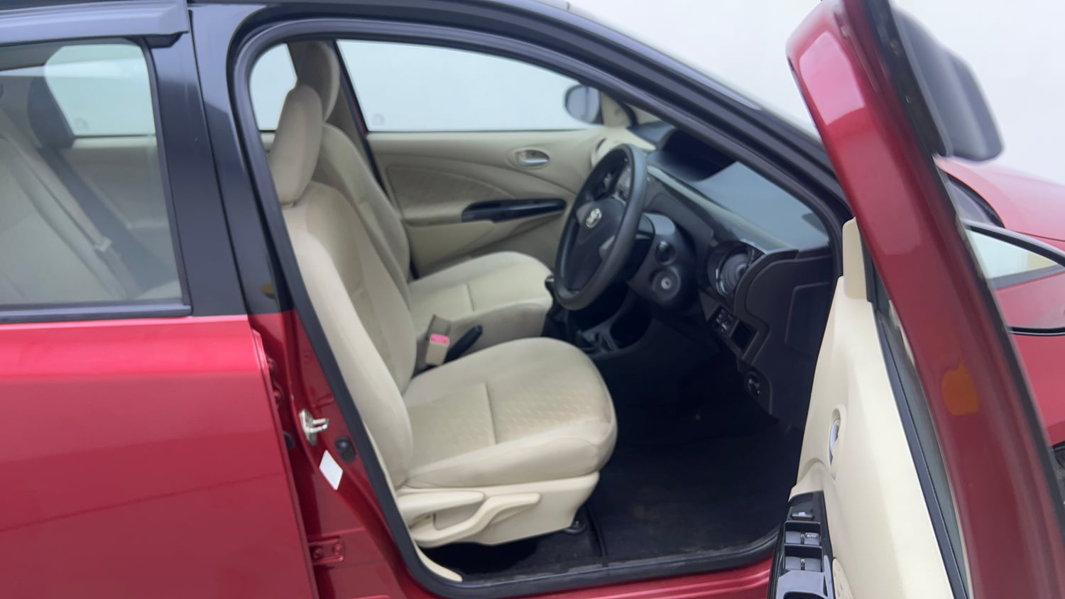 Used 2018 Toyota Etios Liva V Petrol Manual interior RIGHT SIDE FRONT DOOR CABIN VIEW