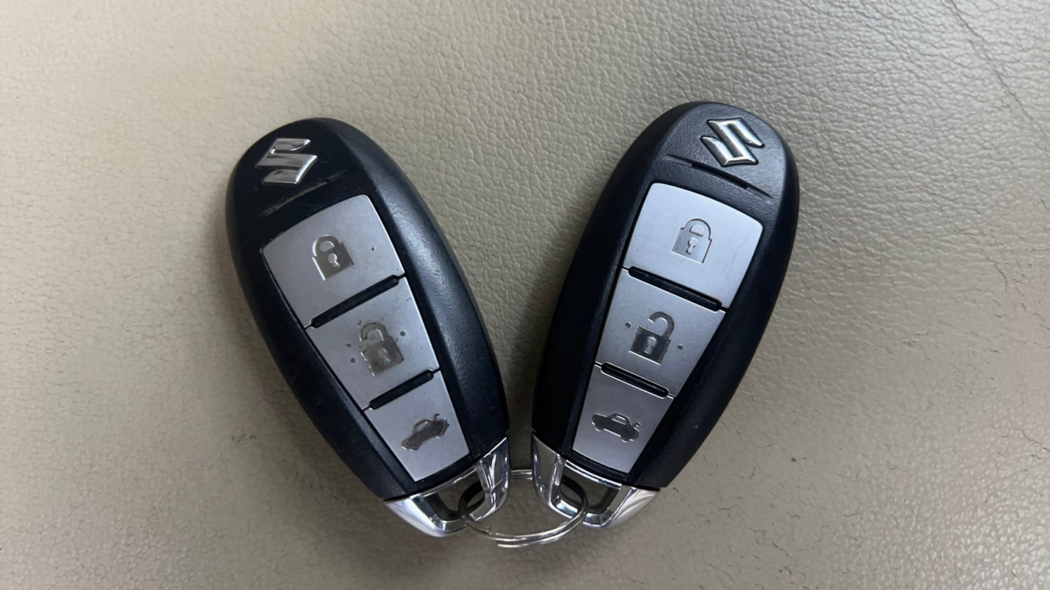 Used 2021 Maruti Suzuki Ciaz Alpha 1.5 Petrol Manual extra CAR KEY VIEW