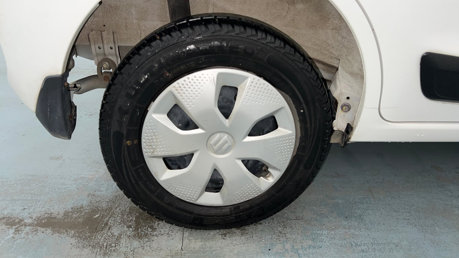 Used 2024 Maruti Suzuki Alto K10 VXi Petrol Manual tyres RIGHT REAR TYRE RIM VIEW