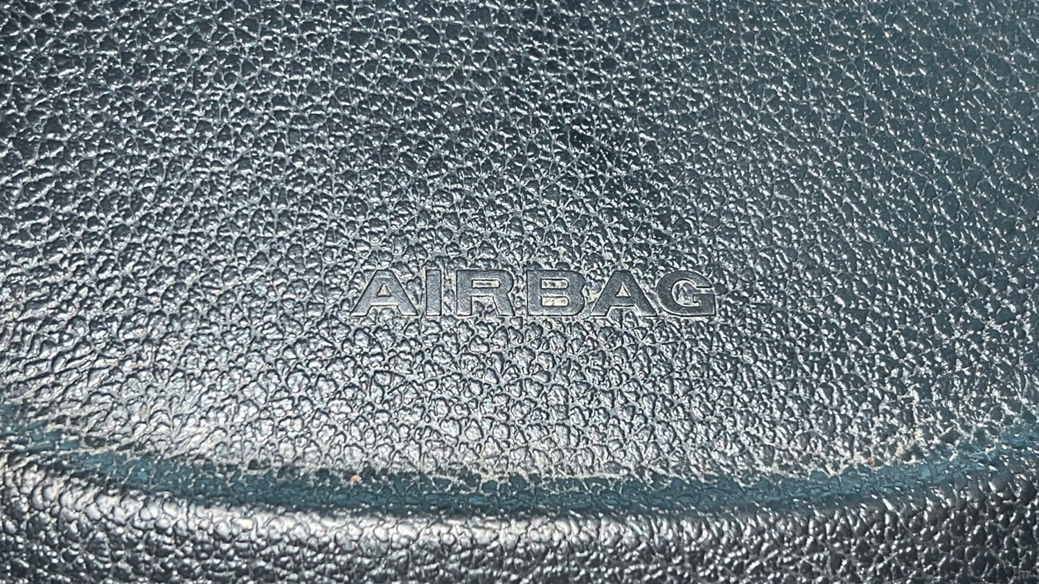 Used 2017 Tata Tiago Revotron XZ Petrol Manual top_features Airbags