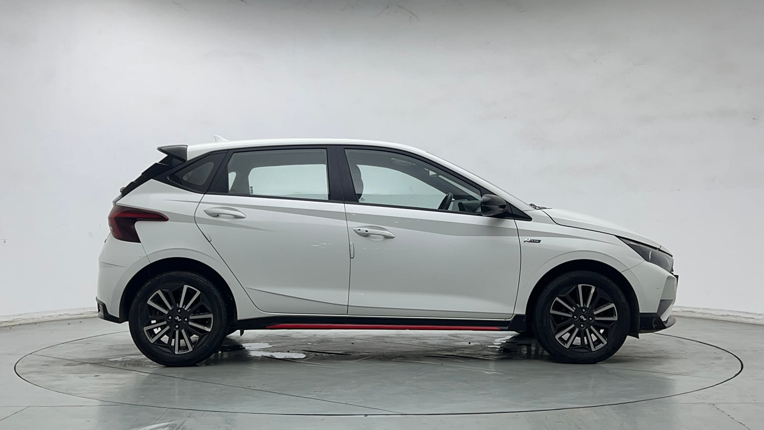 Used 2023 Hyundai i20 N Line N8 1.0 Turbo iMT Petrol Manual exterior RIGHT SIDE VIEW