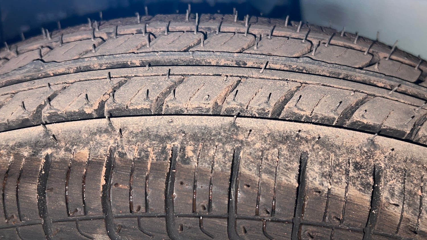 Used 2017 Maruti Suzuki Alto 800 LXi Petrol Manual tyres LEFT REAR TYRE TREAD VIEW