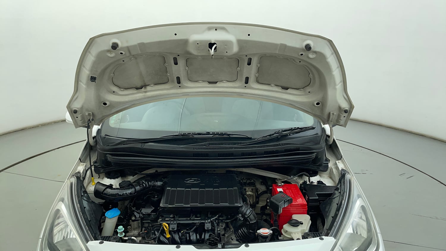 Used 2014 Hyundai Xcent S 1.2 (O) Petrol Manual engine ENGINE & BONNET OPEN FRONT VIEW
