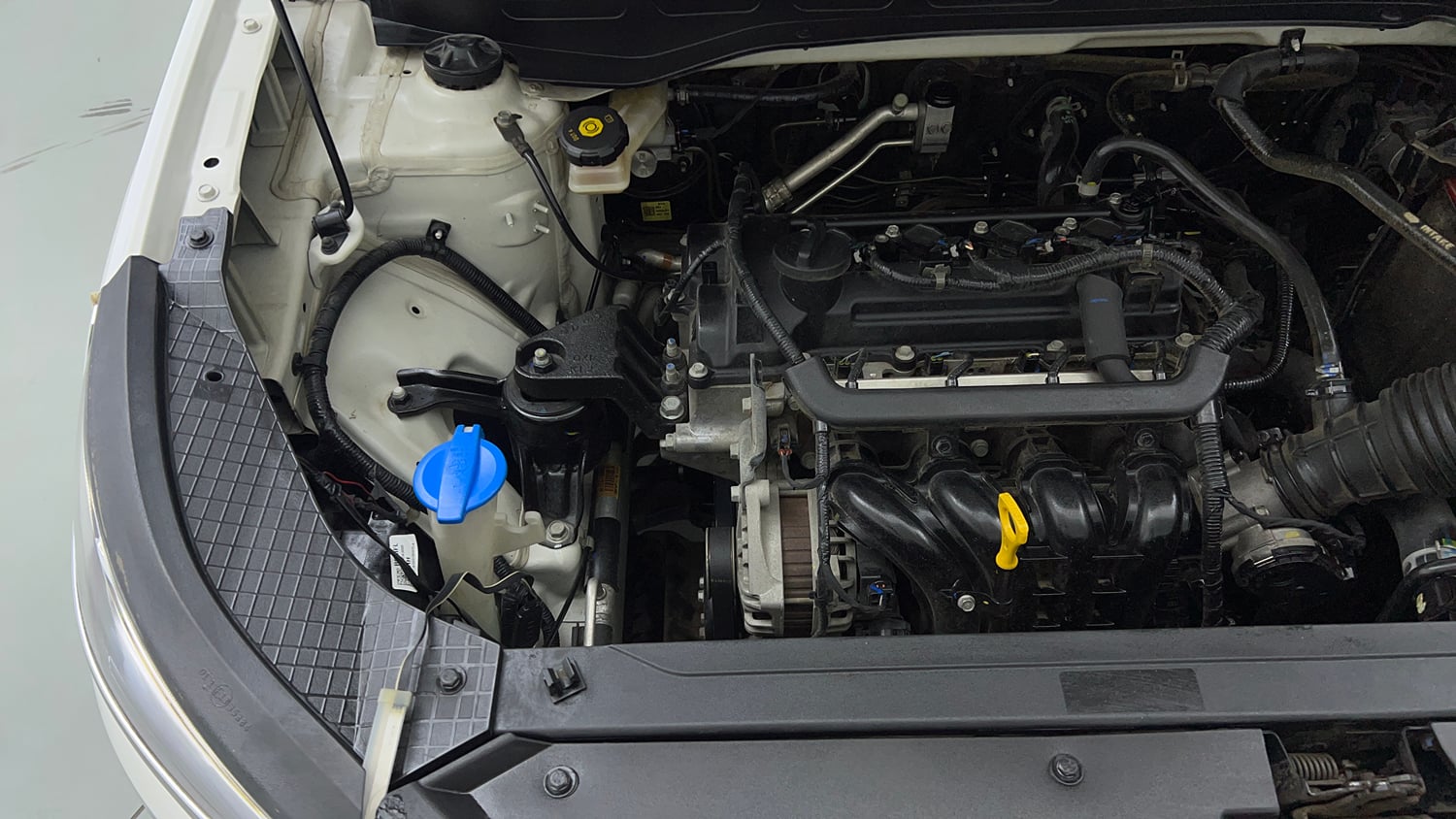 Used 2022 Hyundai Venue S 1.2 Petrol Petrol Manual engine ENGINE RIGHT SIDE VIEW