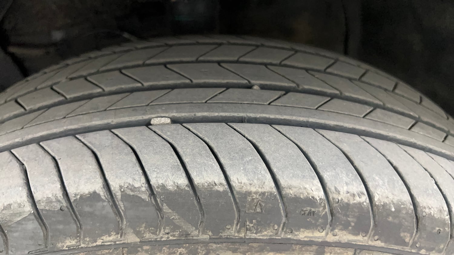 Used 2025 Maruti Suzuki Victoris VXI CNG MT 2W Cng Manual tyres LEFT FRONT TYRE TREAD VIEW