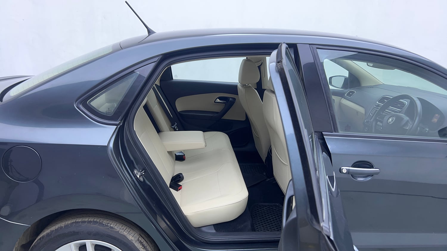Used 2018 Skoda Rapid Style 1.6 MPI AT Petrol Automatic interior RIGHT SIDE REAR DOOR CABIN VIEW